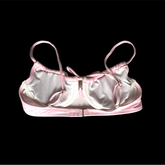 Swim Bikini Top Sz Large  Pale pink W/ Polka dots  Adjustable straps & underwire - Picture 6 of 8
